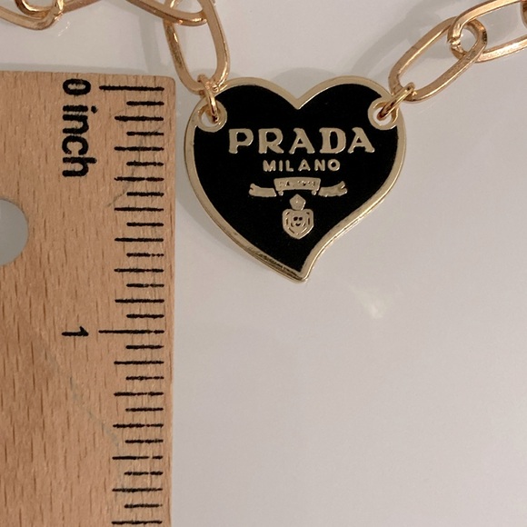 ๐ค Prada Heart Tag Necklace - Picture 4 of 5